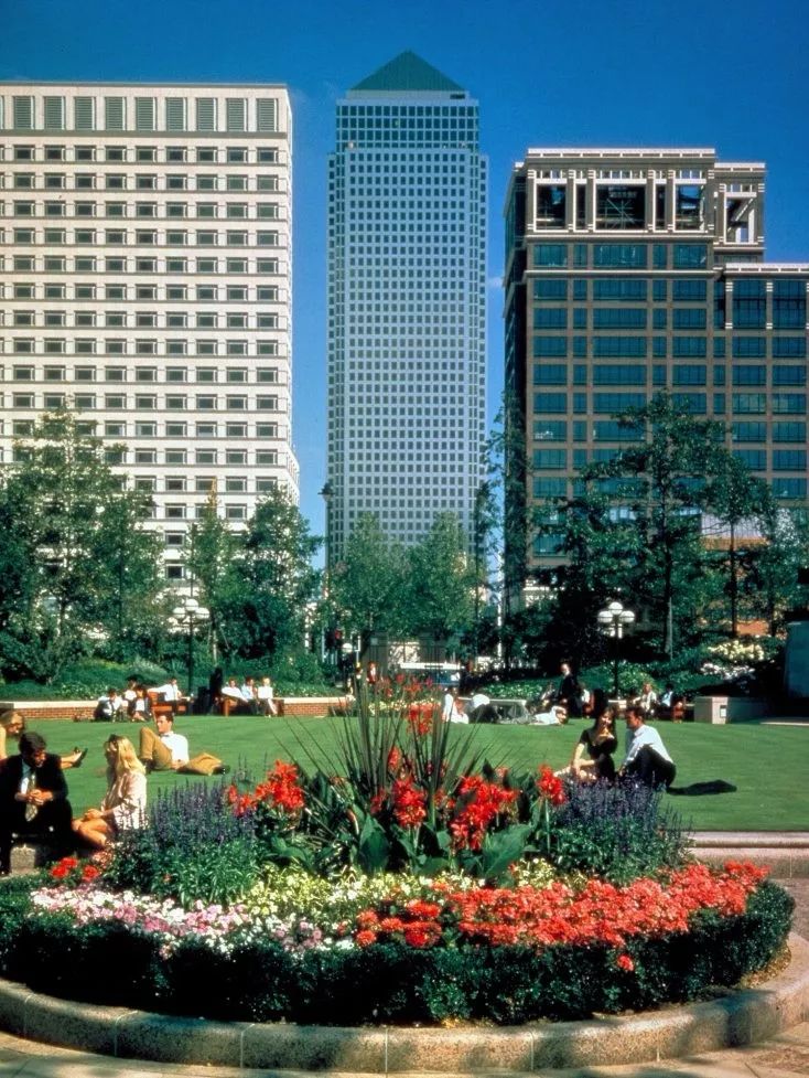 现代主义建筑大师西萨·佩里的一生与标志性作品-60