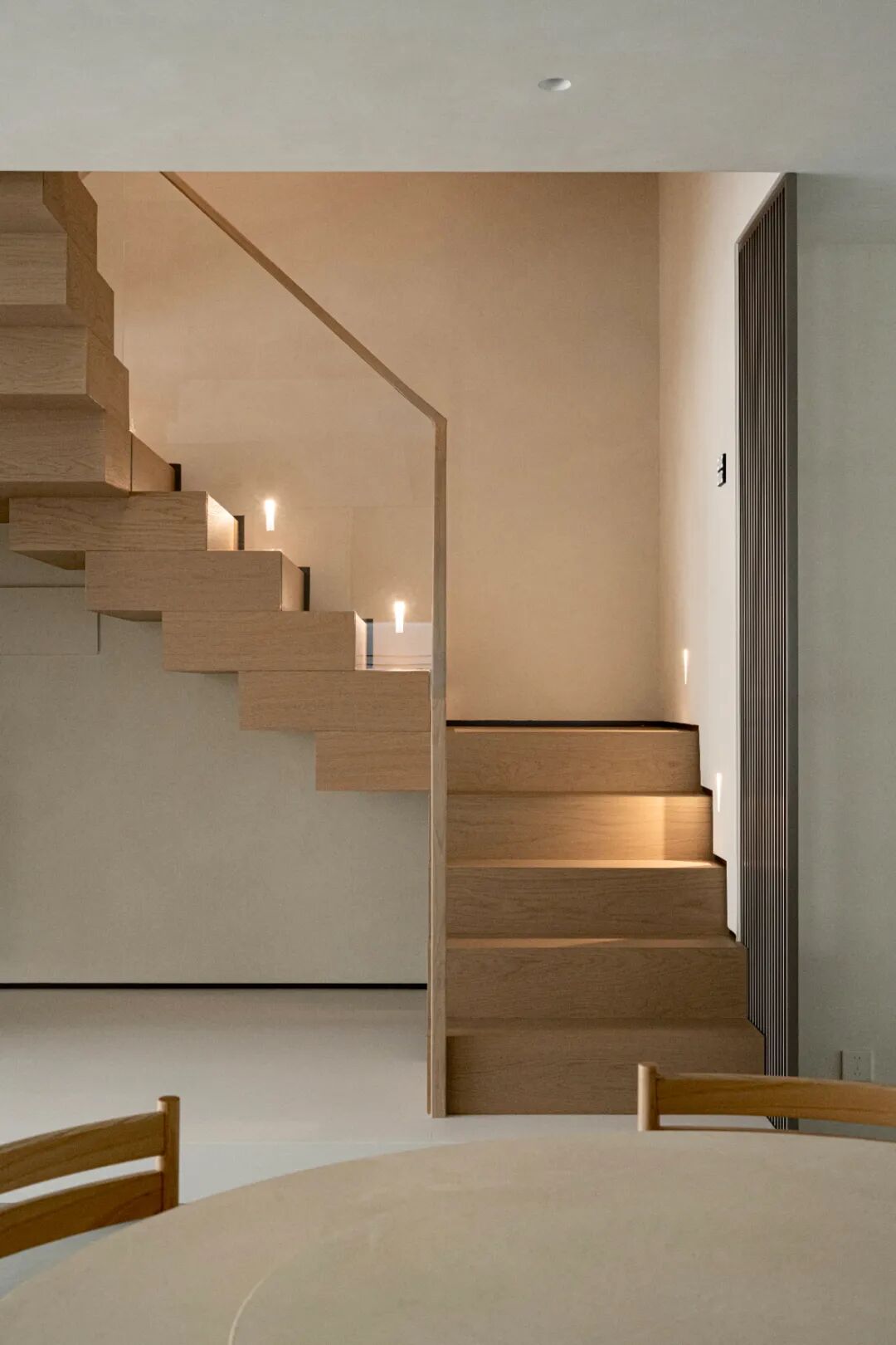 BENSONDESIGN原创设计丨400㎡被自然环绕的极简别墅-61