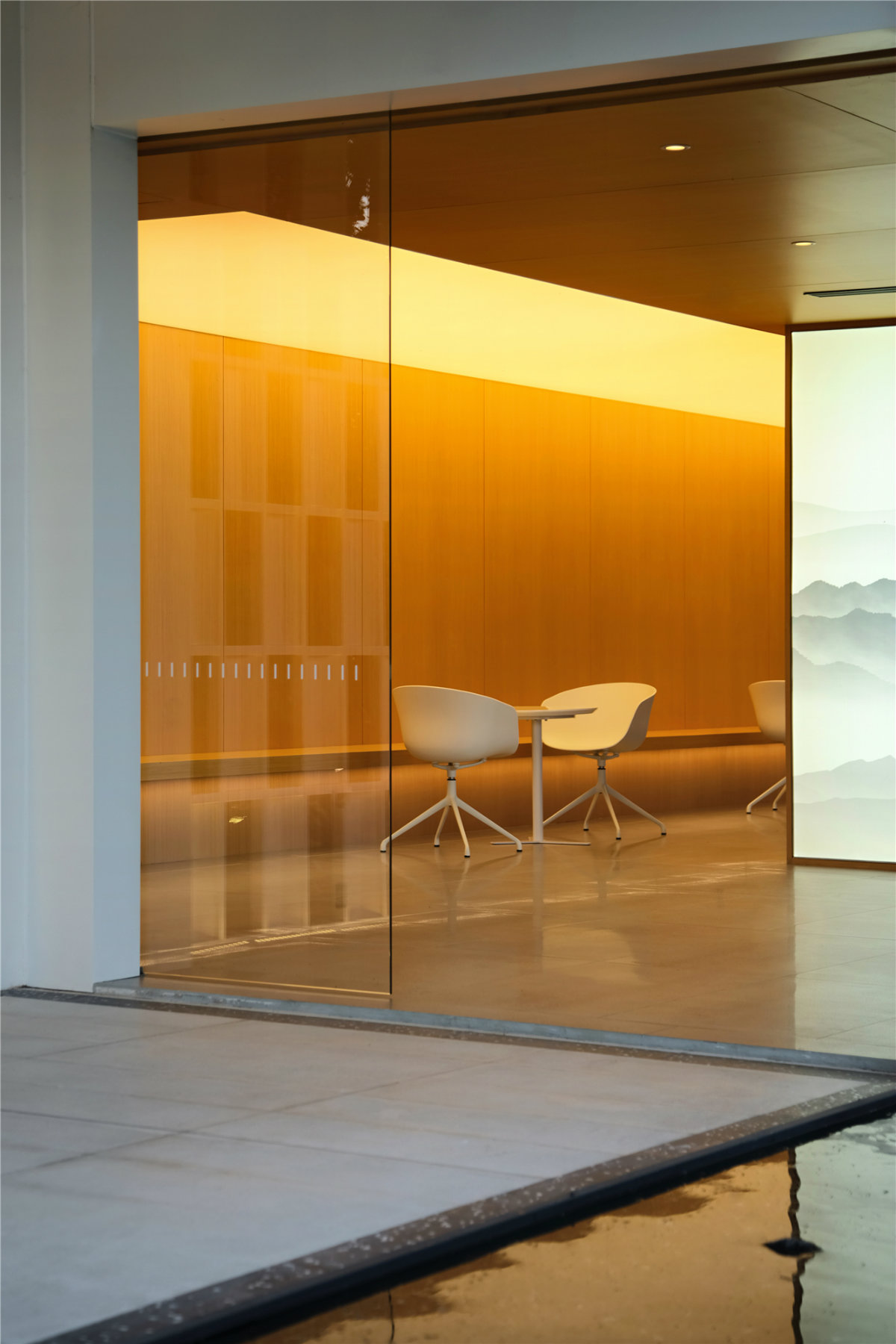 城市里的微景观 · 山外有山丨己十空间设计-9