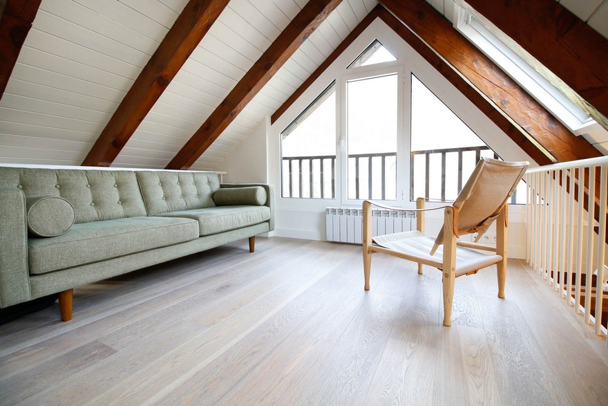 西班牙复式顶层公寓的现代改造-18