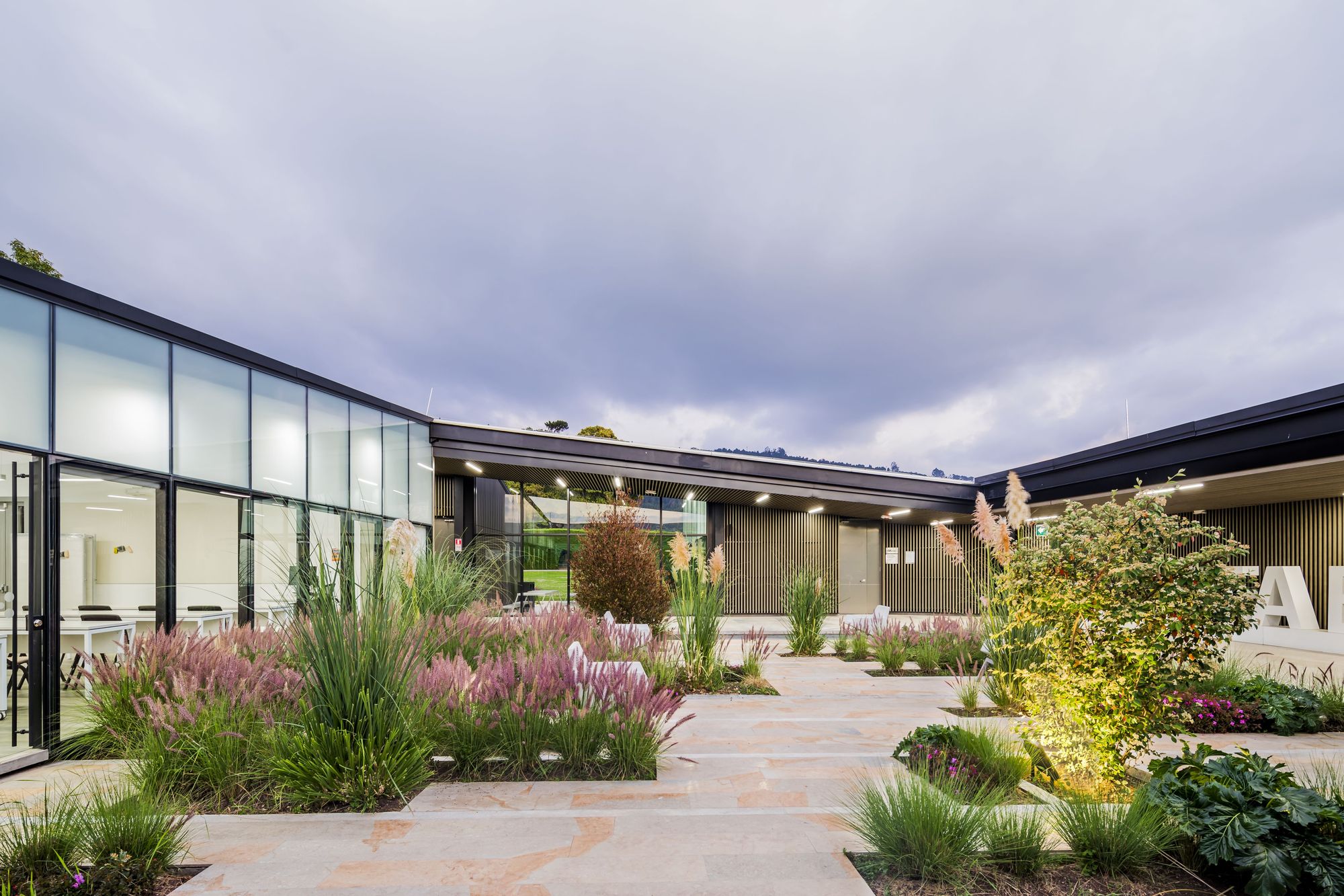 创意 B+实验室大楼丨哥伦比亚丨Obraestudio,Quicazán Taller-9