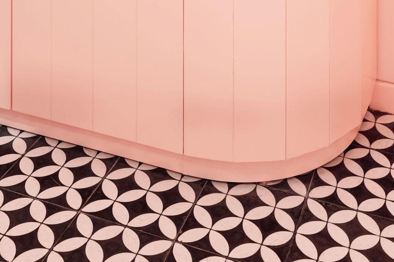 贝纳姆粉色商店 · 浪漫女孩心的魔法美容空间丨葡萄牙里斯本-35