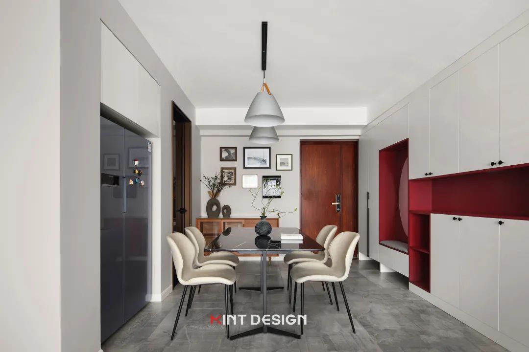 薄荷设计丨胭脂红+原木，玩转复古小情调，把家变成「时光穿梭机」-59