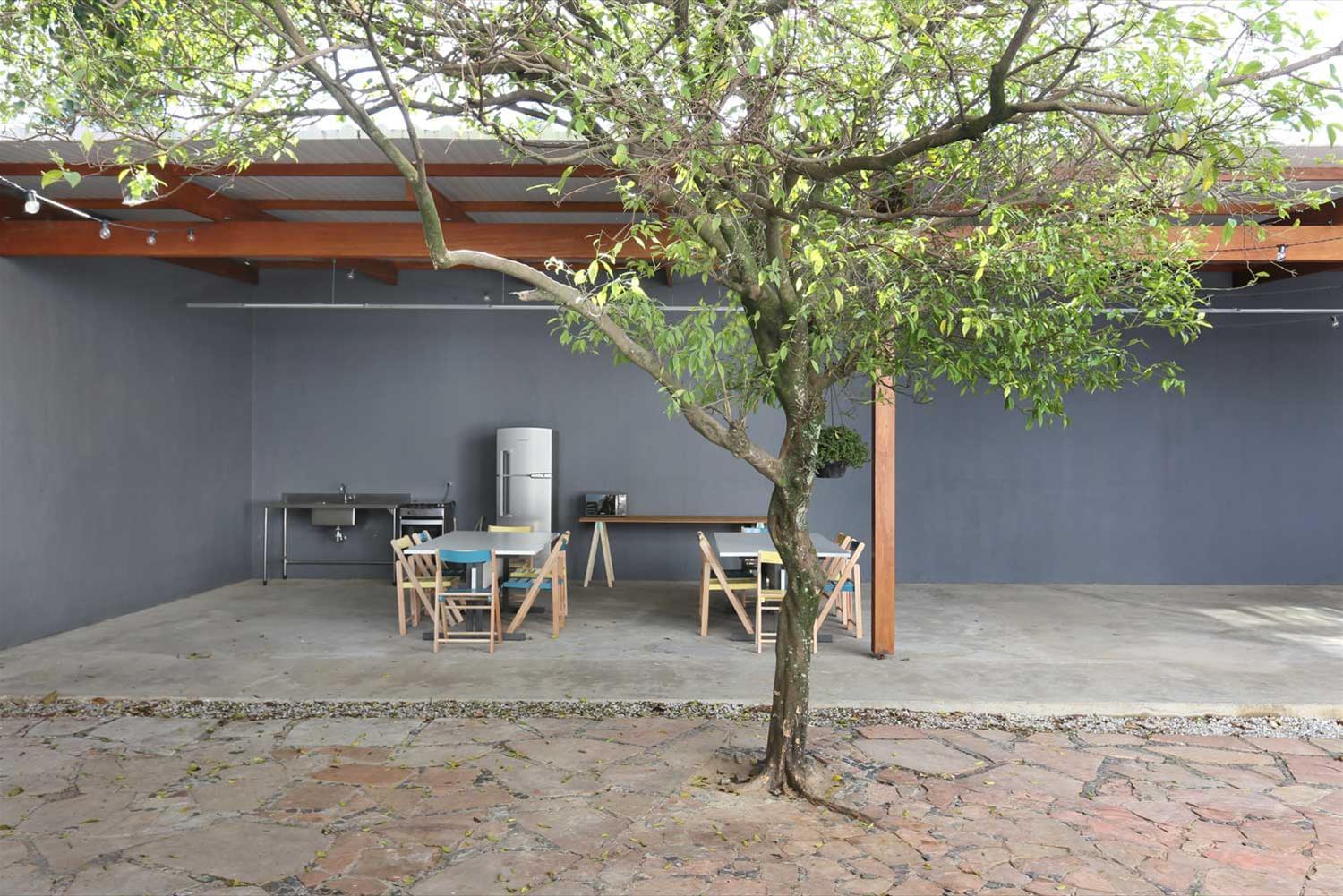 巴西 SP 市 591 平米旧厂房翻新变身联合办公空间-18