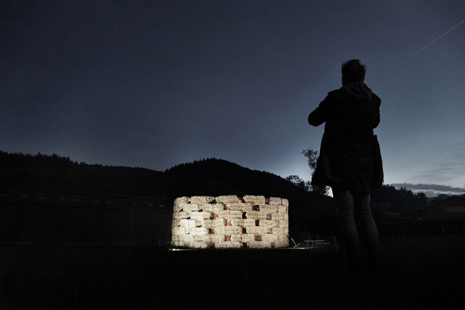 德国村庄自给自足能源的临时性庆典馆-20