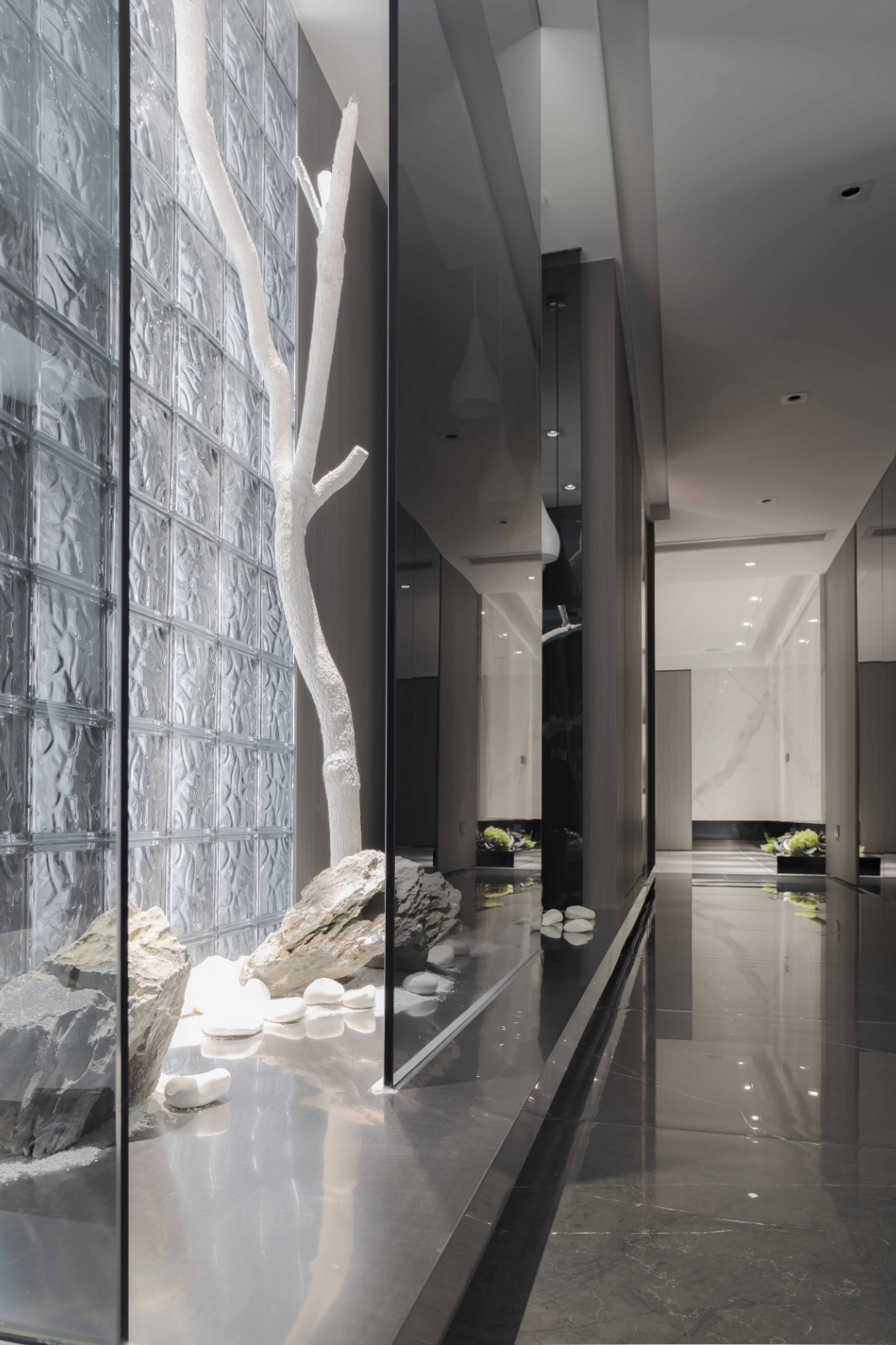 刘树煌设计总监的简约高级灰住宅设计-2