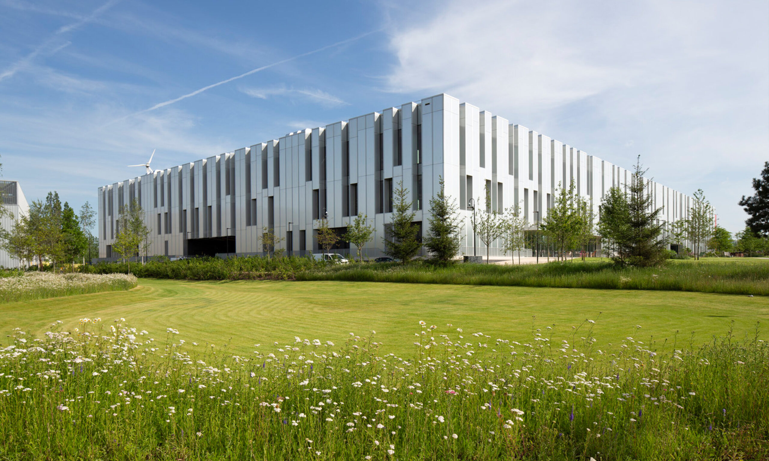 
			 SKY TV Campus Gardens			-4