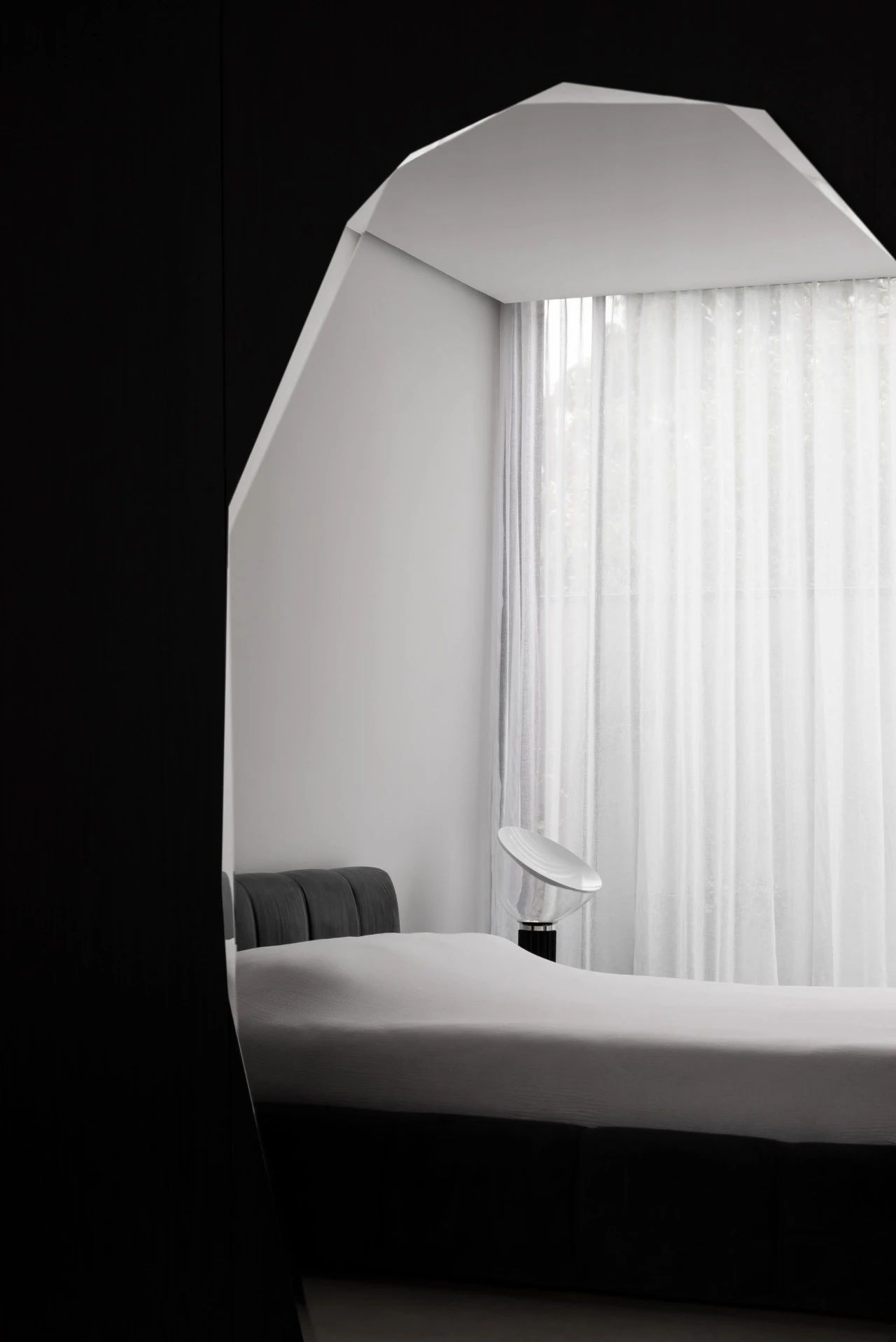 新旧融合的单色住宅丨澳大利亚墨尔本丨C.Kairouz Architects-41