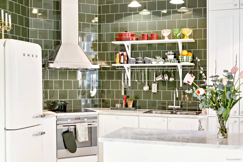 瑞典复古风公寓 | 色彩与历史的完美融合-7