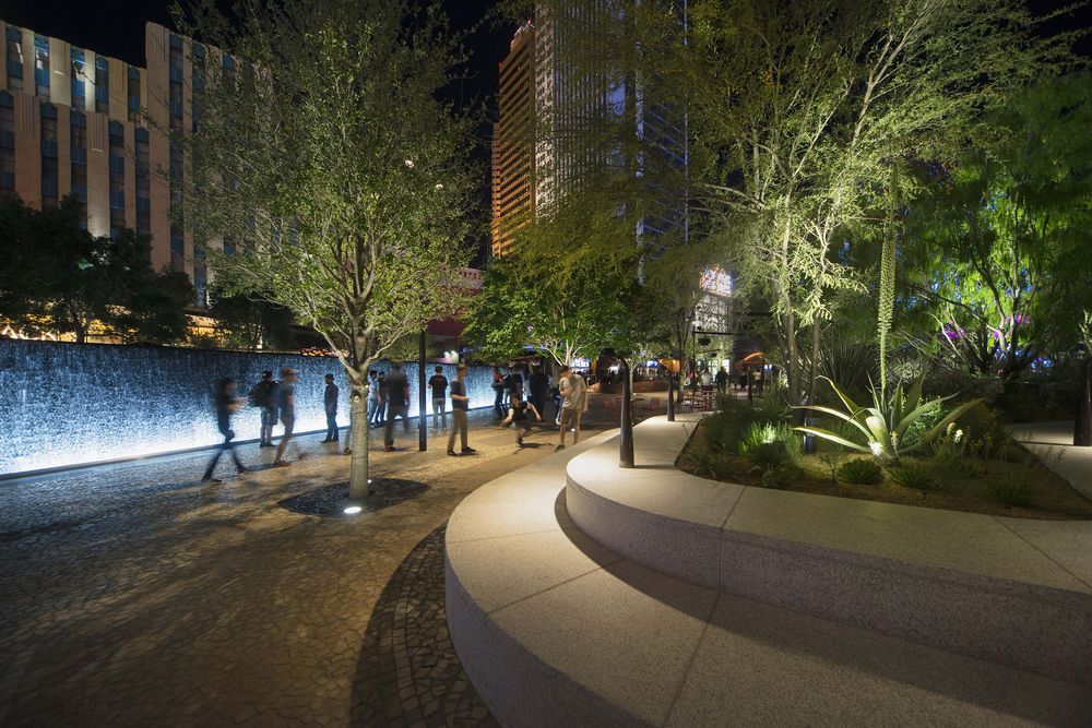 拉斯维加斯大道现代公园设计丨美国拉斯维加斯-20