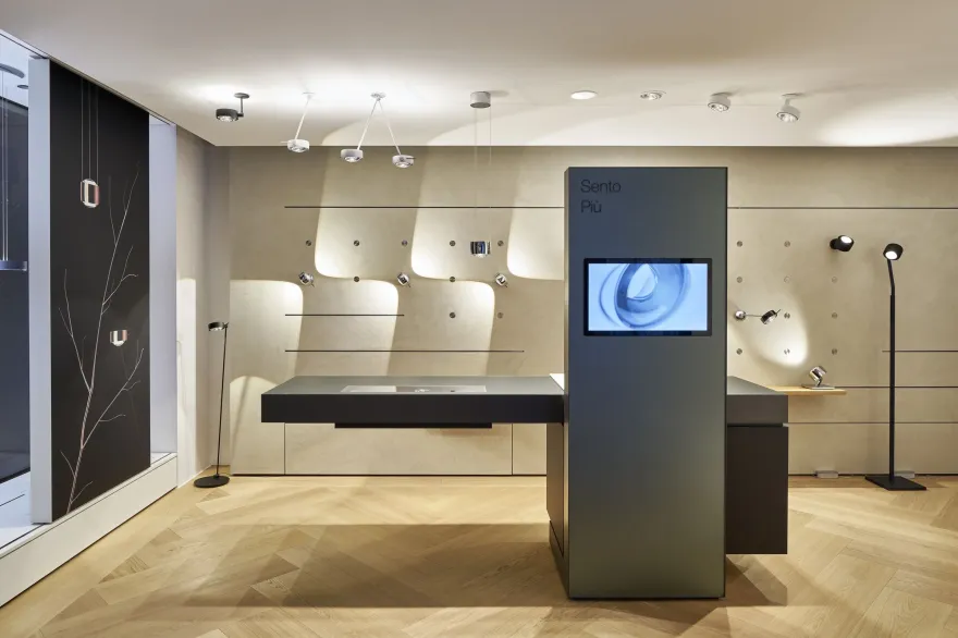 慕尼黑 Occhio 旗舰店 | 精致材料与柔和色调的灯光体验-15