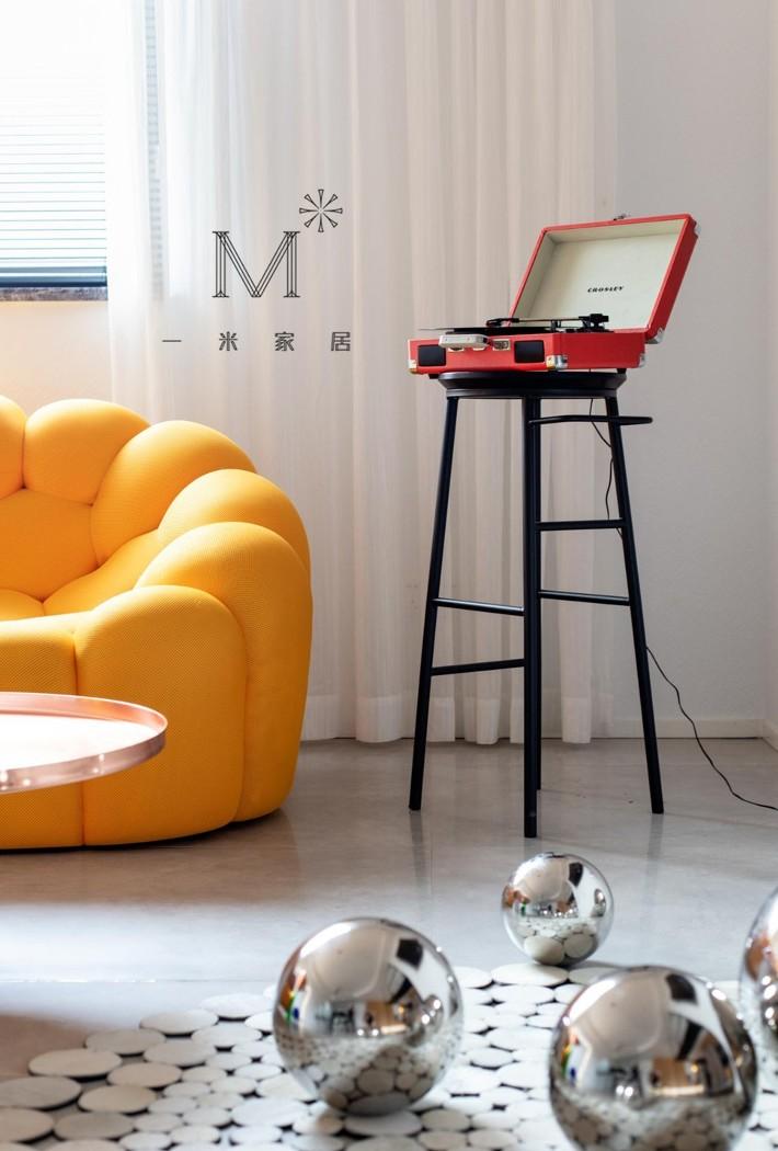 公寓丨【一米家居】新婚儿童摄影师夫妻的色彩之家-8