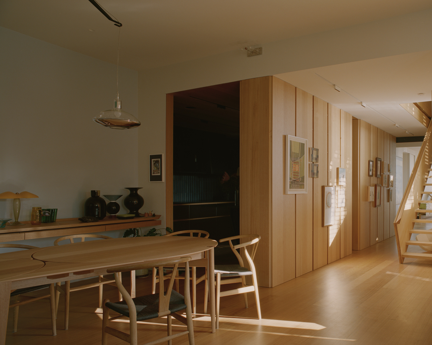 墨尔本 Kew Residence | 融合自然与艺术的现代之家-3