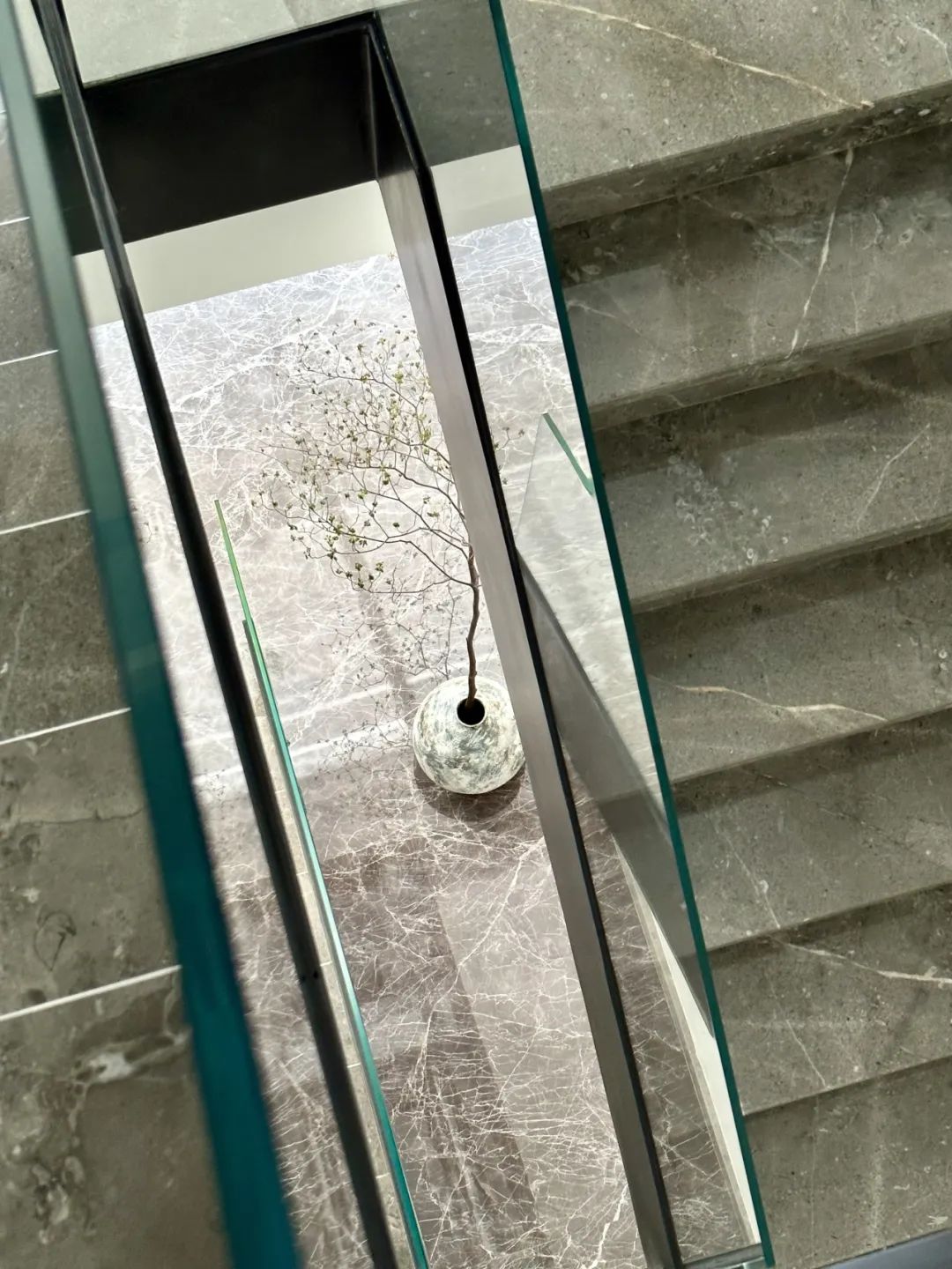 重庆九曲河 600㎡现代别墅丨中国重庆丨彭华设计团队-58