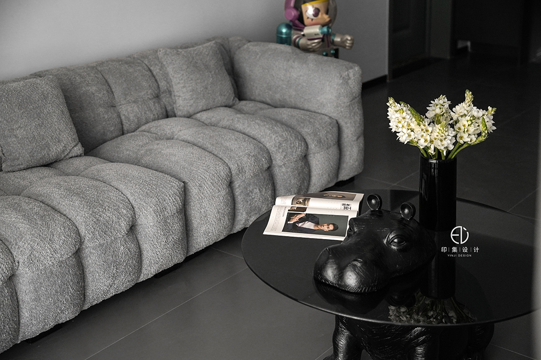 95.3㎡现代极简的家，从两个人的爱情故事说起-5