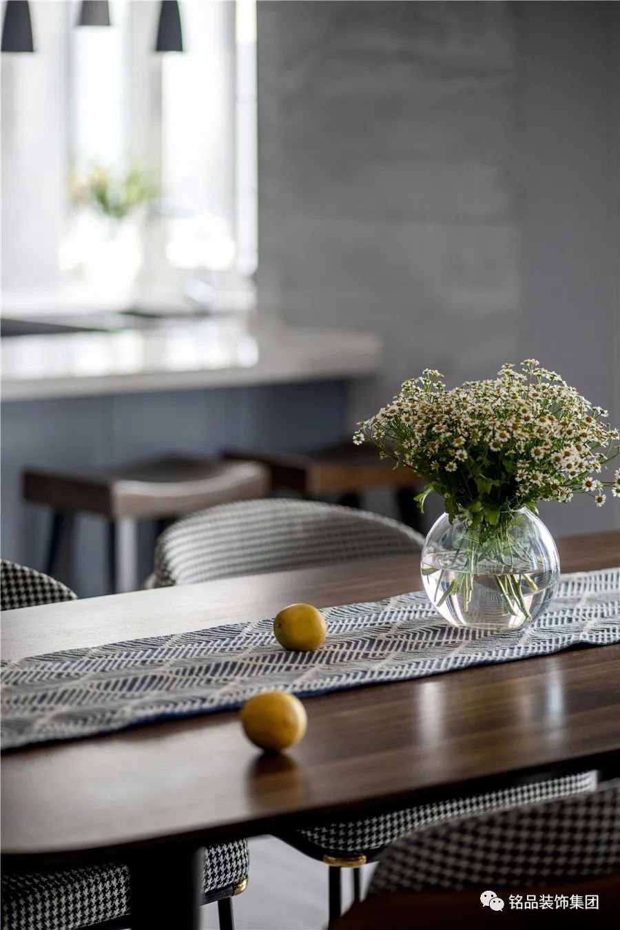 142㎡光影流动,现代简约横厅大开间家-17