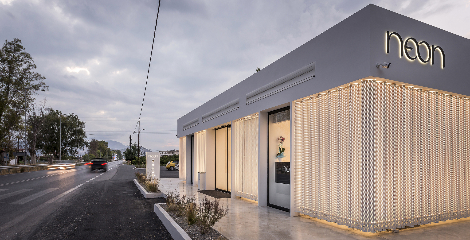 Neon Bakery & Coffee / Studio 2Pi Architecture-27