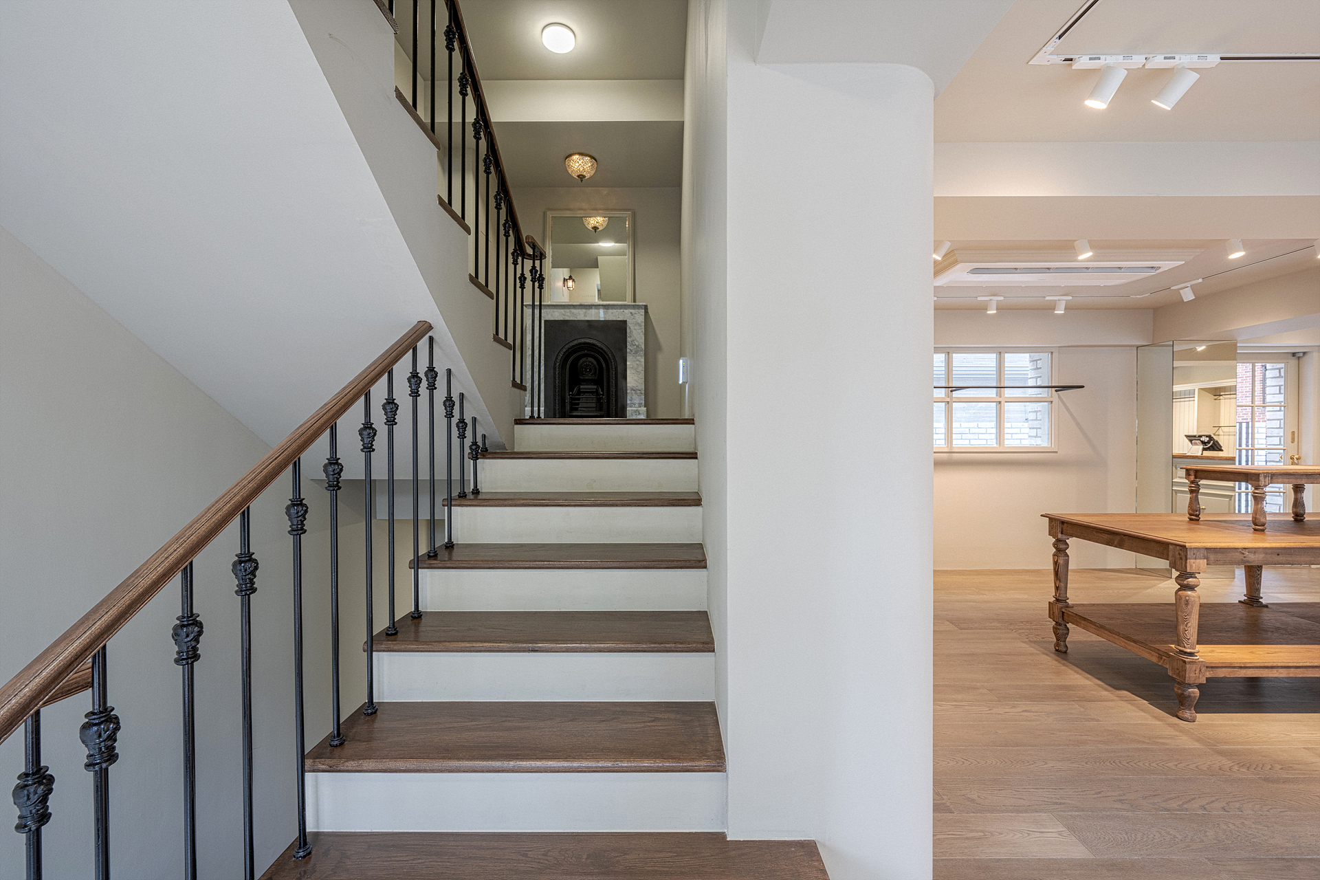 高级时尚 | 80 平小空间完美融合现代设计与功能性-7