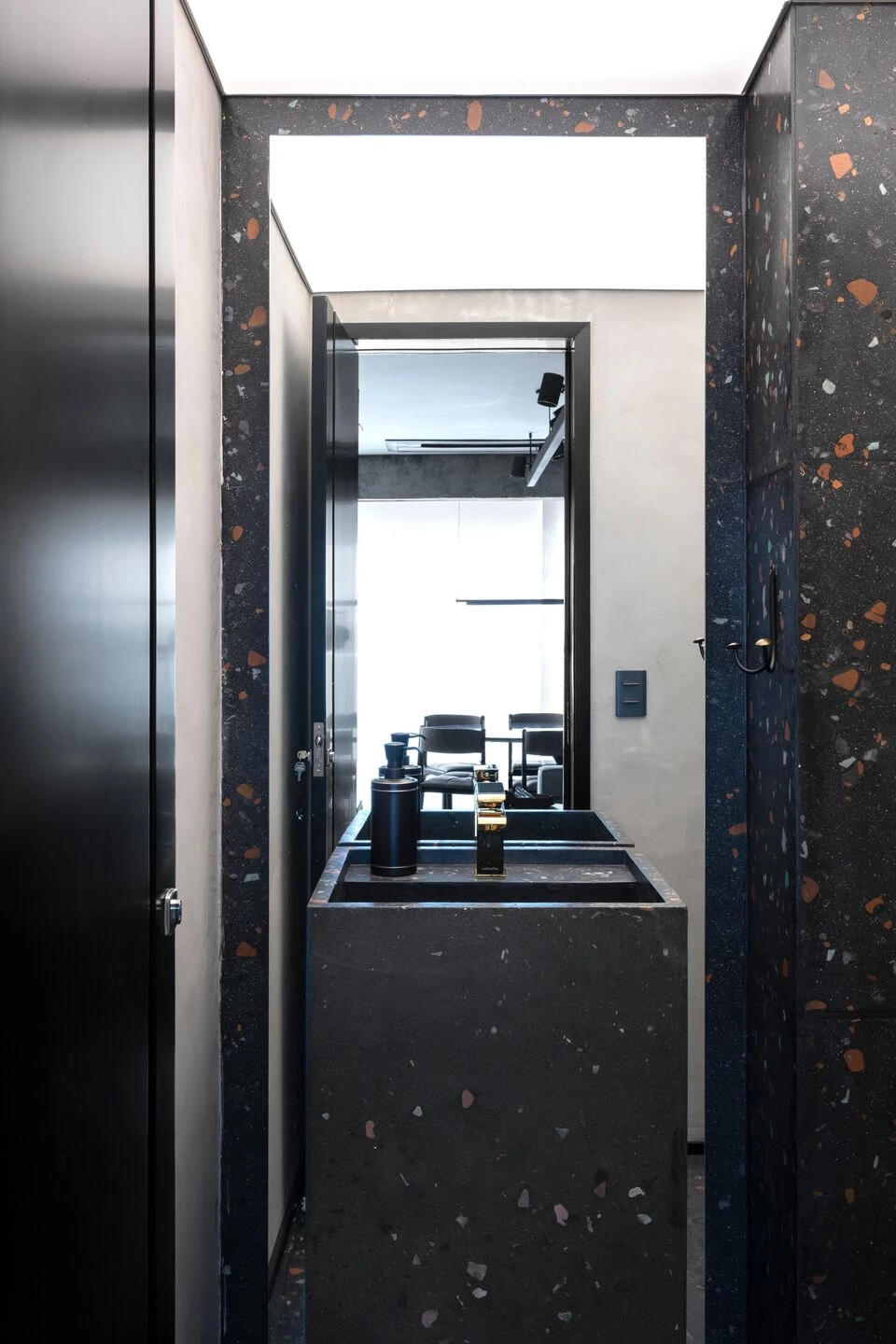 巴西圣保罗 Chácara Santo Antonio 的温馨科技私宅丨NOSSA casa arquitetura-32