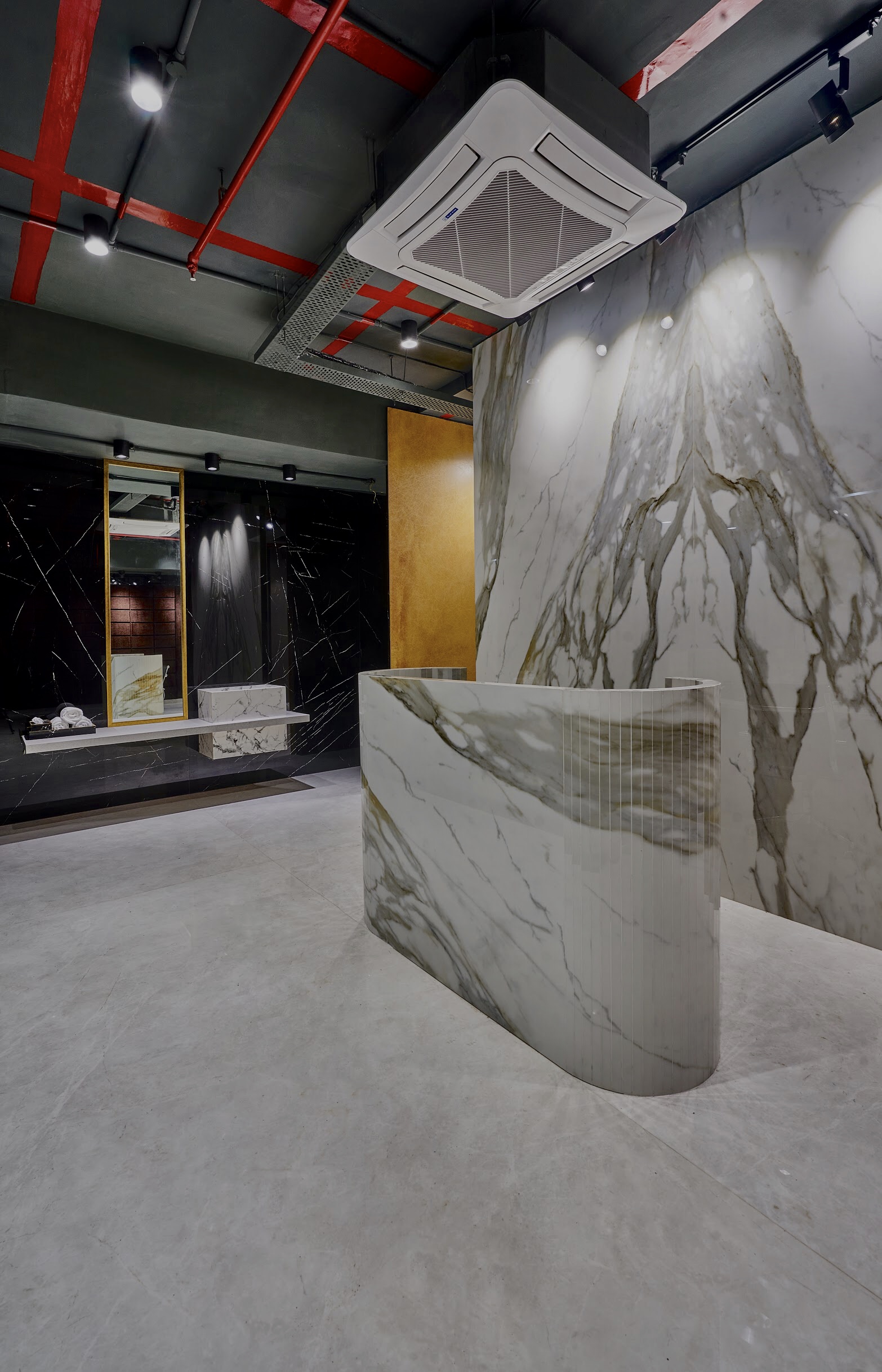 2020 年印度豪华瓷砖品牌 Ibiza 在孟买打造的 1000-3000 平方英尺旗舰展示厅-12