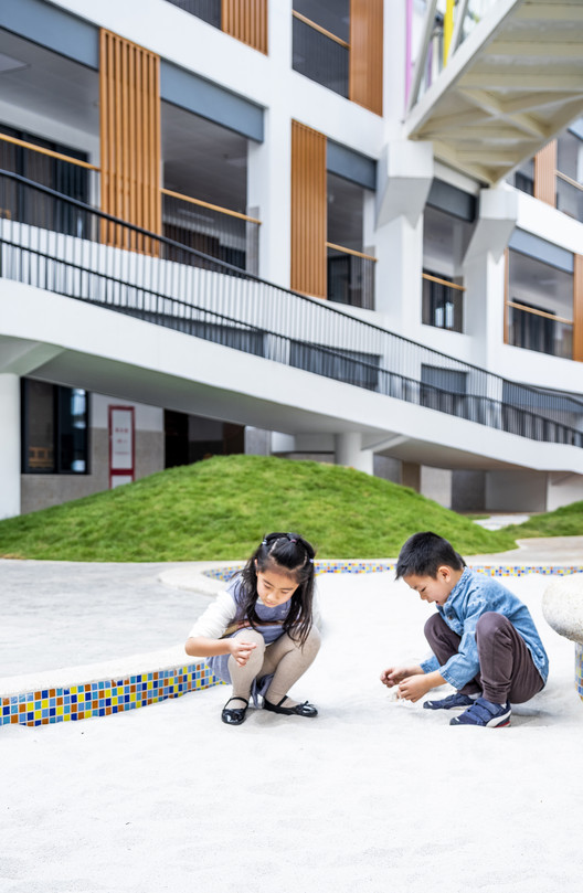 广西政府第二幼儿园 | 五彩斑斓的童趣空间-31