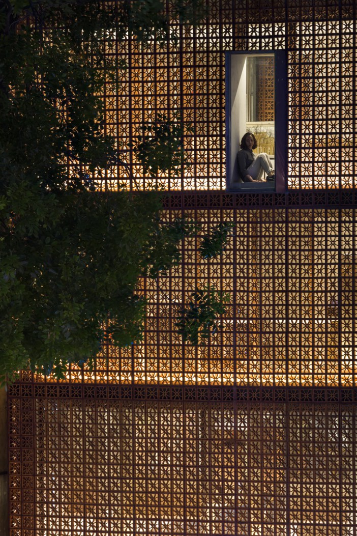 The Lantern - Nanoco Gallery | VTN3-4