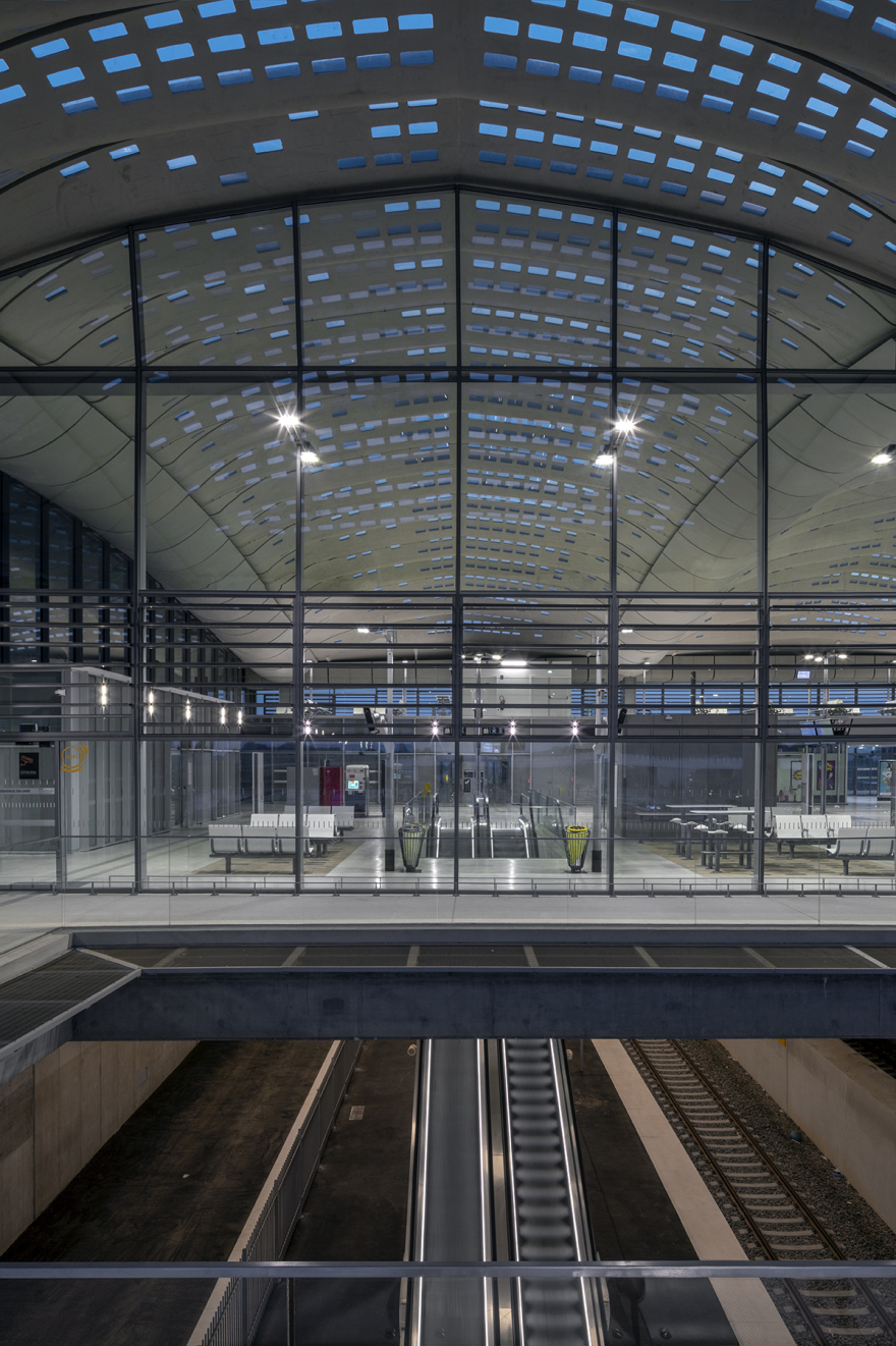 Montpellier 车站 | 光影艺术的极致呈现-14