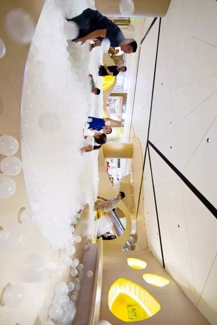 香港 K11 MUSEA Donut Playhouse | 亲子空间的新未来主义探索-11