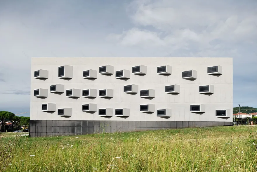 伊佐拉大学校园丨斯洛文尼亚丨Dekleva Gregoric Architects-17