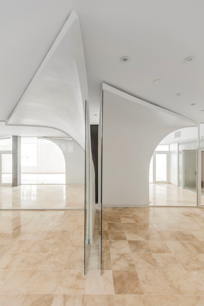 灵活流动的 Hamedan 经济事务展览馆-21