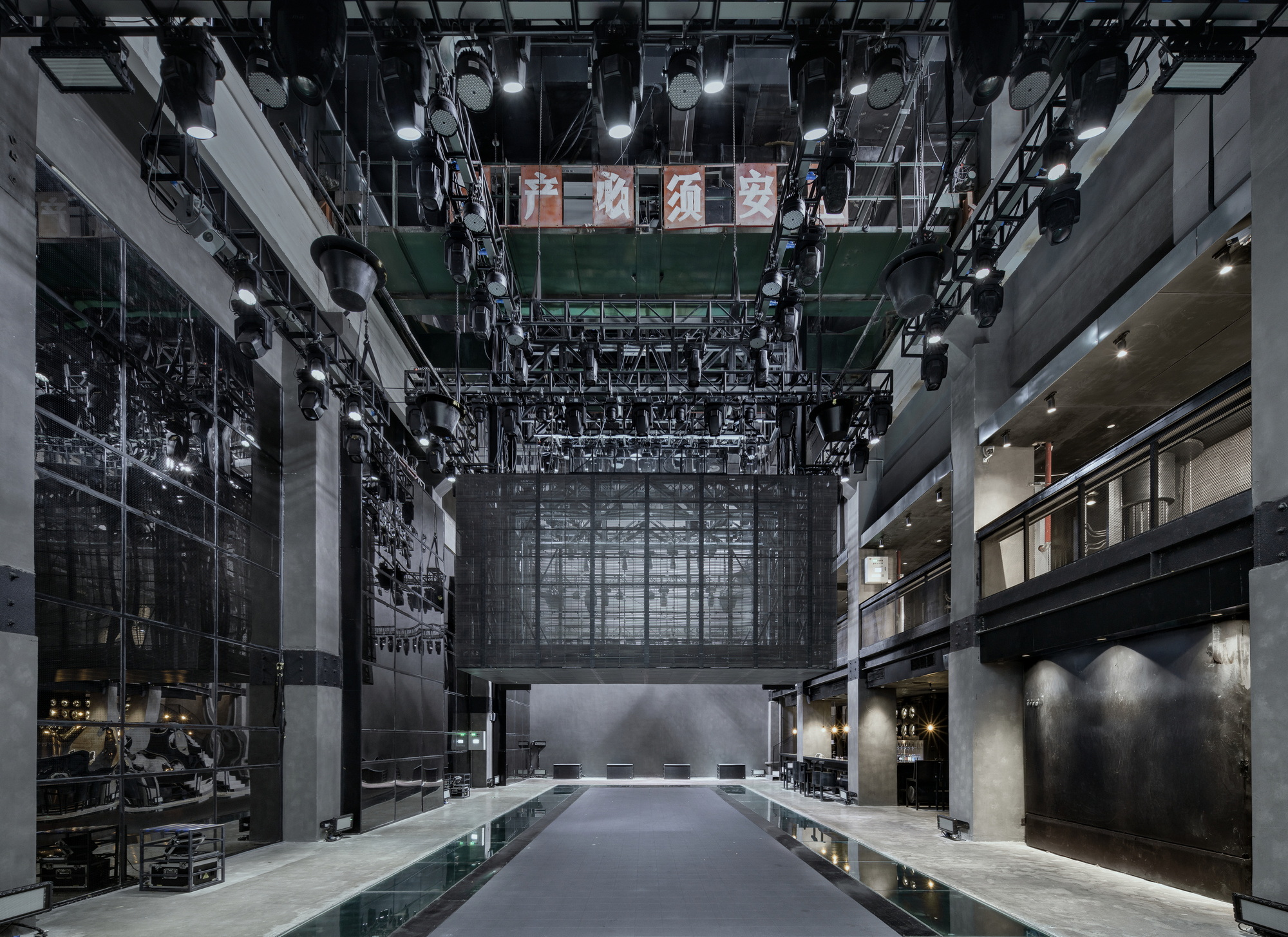 Dali Transformer Factory Theatrical District丨Atelier Alter Architects-69