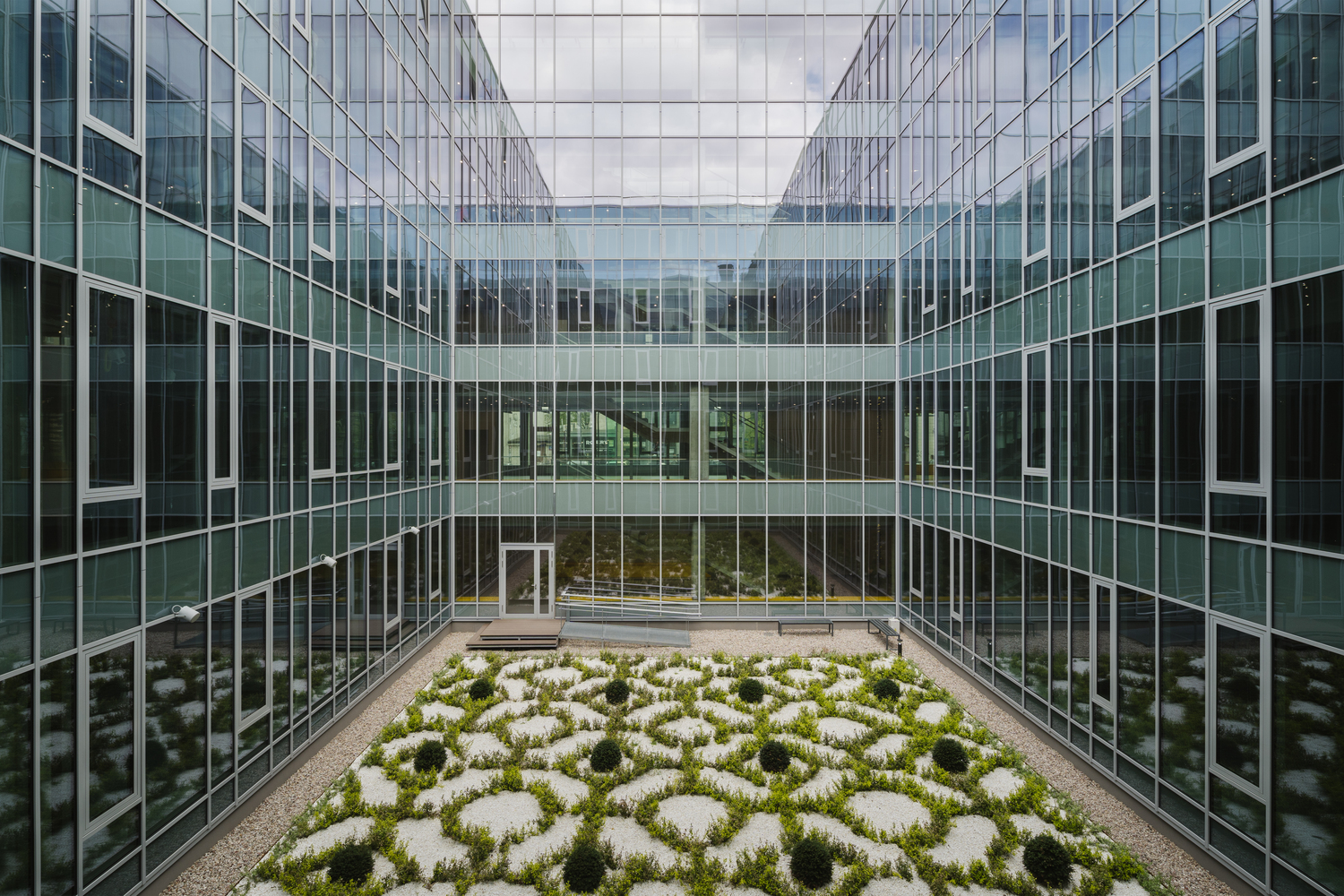 波兰华沙杜布拉 55 号现代语言与应用语言学建筑丨Kuryłowicz & Associates-40