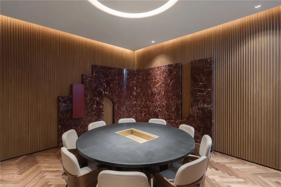 《朱雀打边炉》 | 诗意的火锅餐厅设计，诠释新中式风格-21