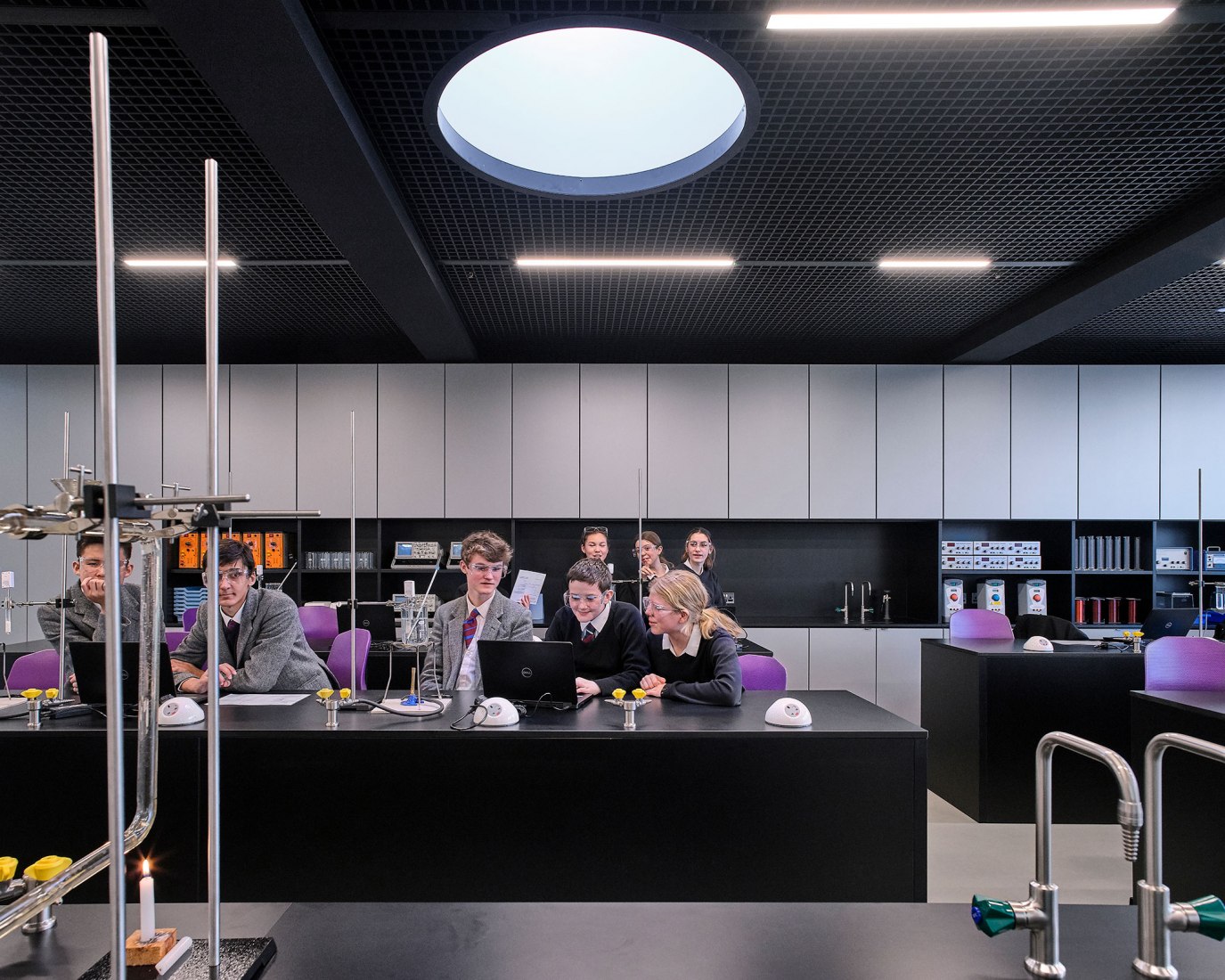 布莱顿学院科学与体育学院大楼丨英国丨大都会建筑事务所（OMA）-74