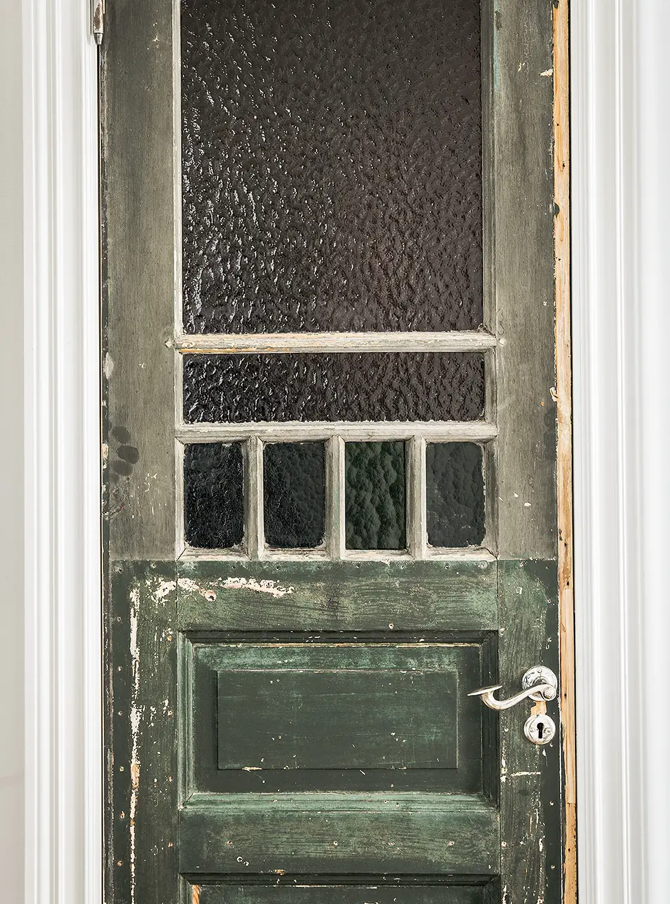 瑞典古典公寓，高挑天花演绎空间魅力-15