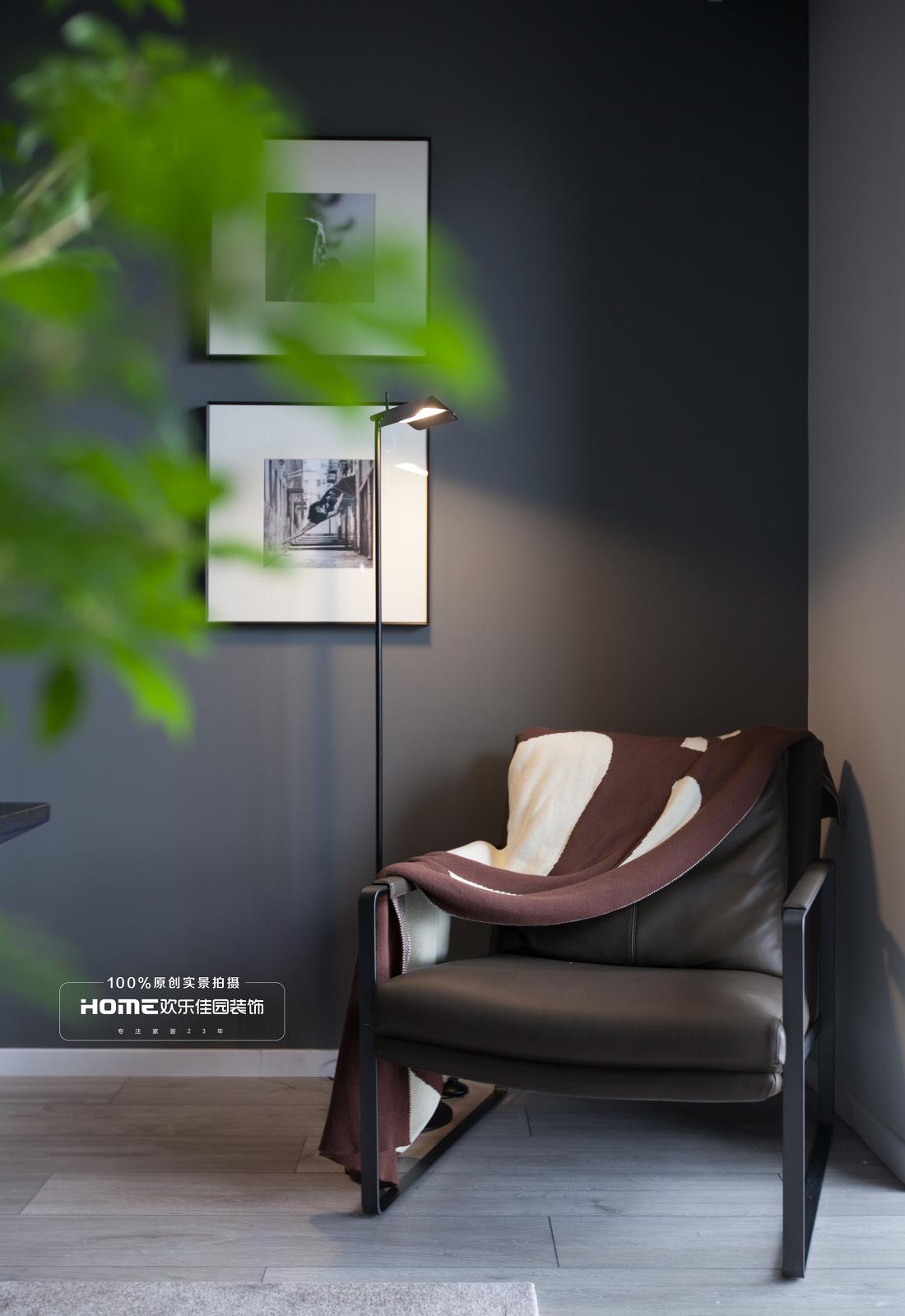 深色理性空间的温馨之家丨欢乐佳园装饰-15