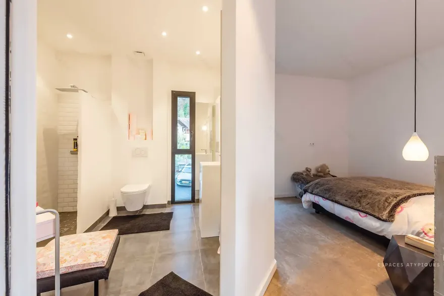 混凝土之魅 · 湖景建筑的极简设计-7