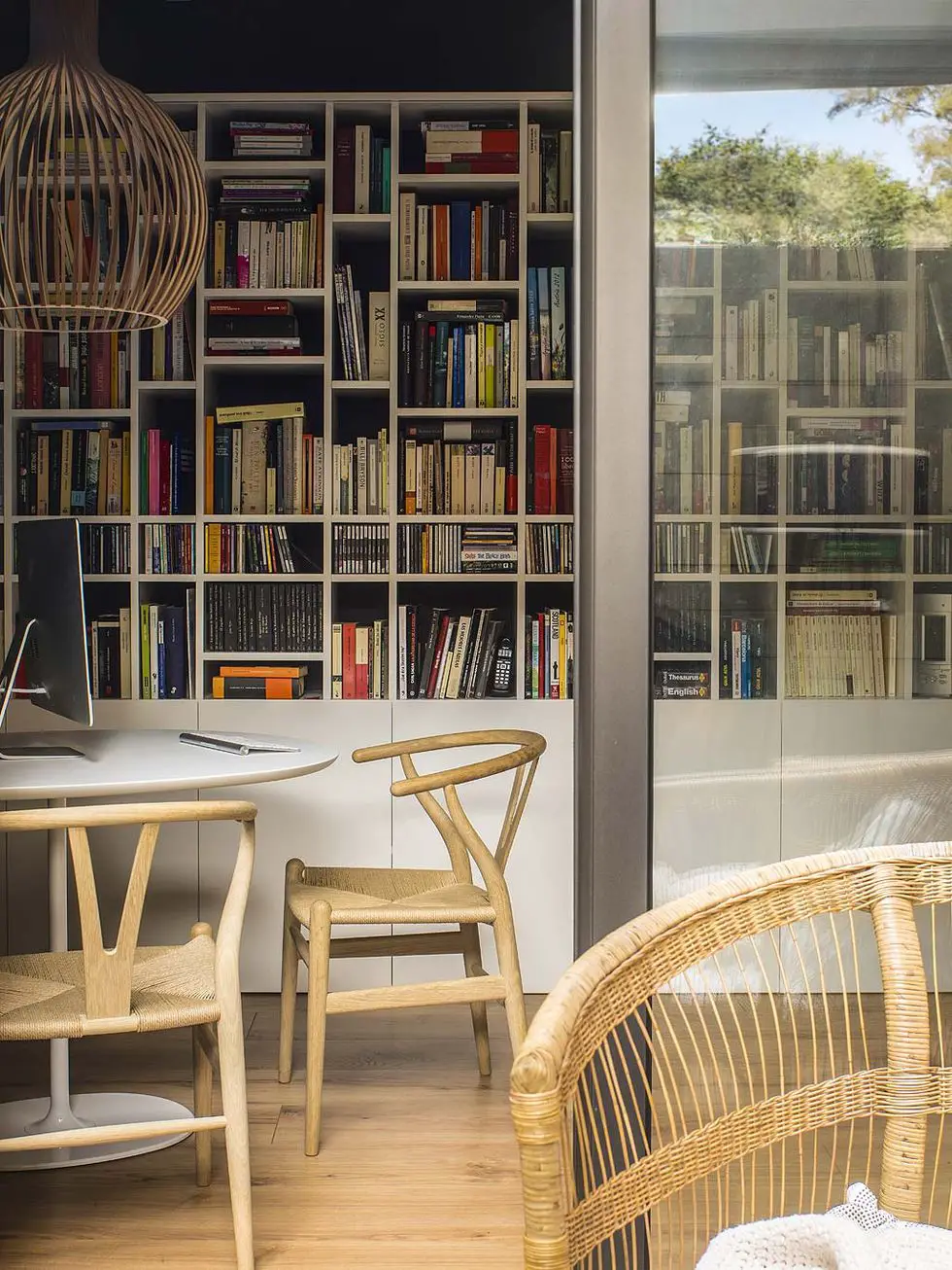 巴塞罗那格拉西亚区现代温馨镇屋改造-6