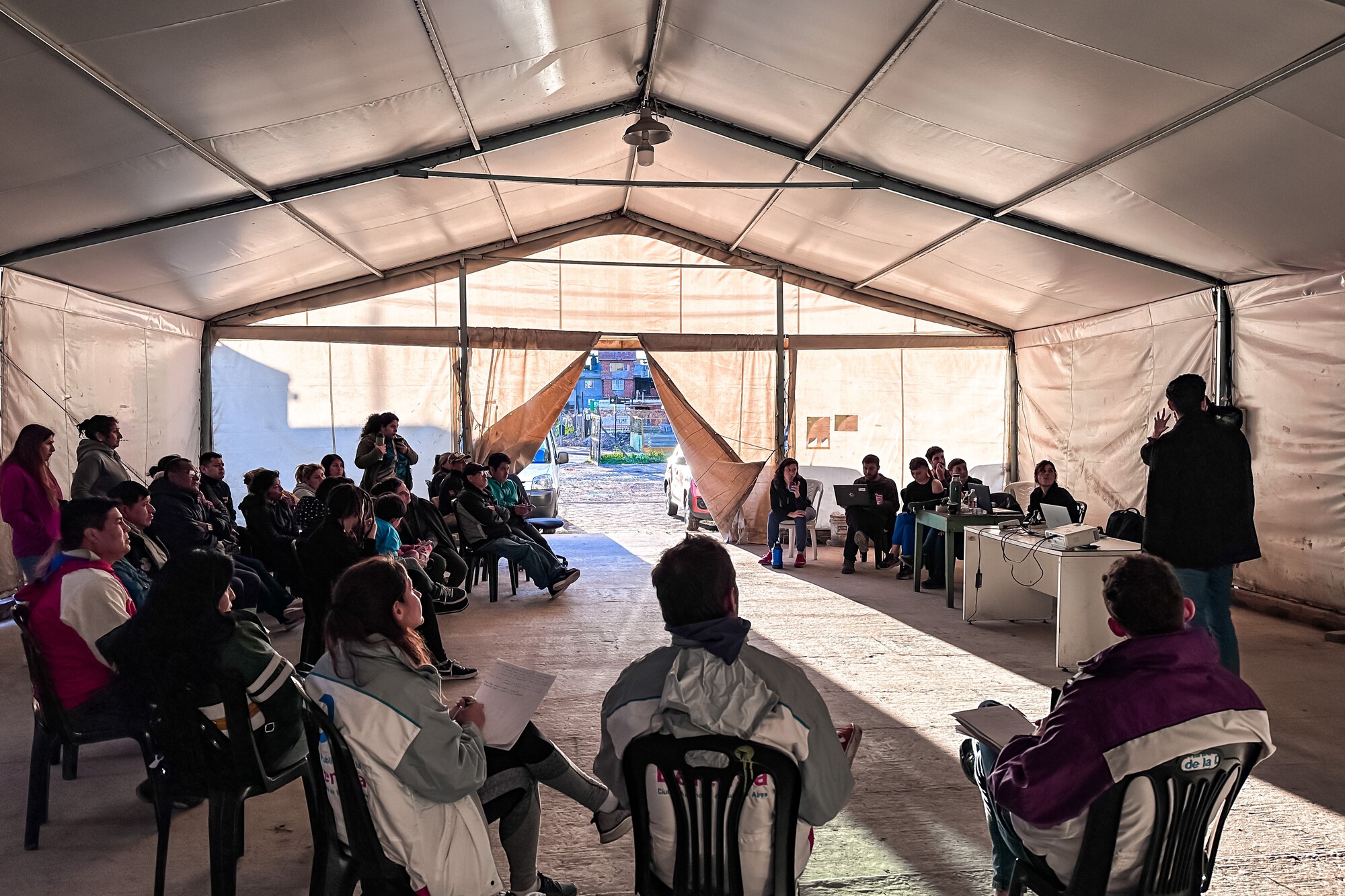 阿根廷首都貧民窟的綠色蛻變：從廢棄鐵道到安全、永續公共空間，Playón de Chacarita 社區協力計畫，為都市更新帶來新典範，打造韌性家園 | FAM-16