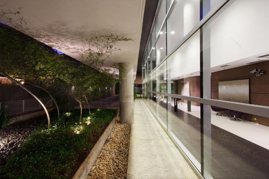 法利亚利马广场办公室-9