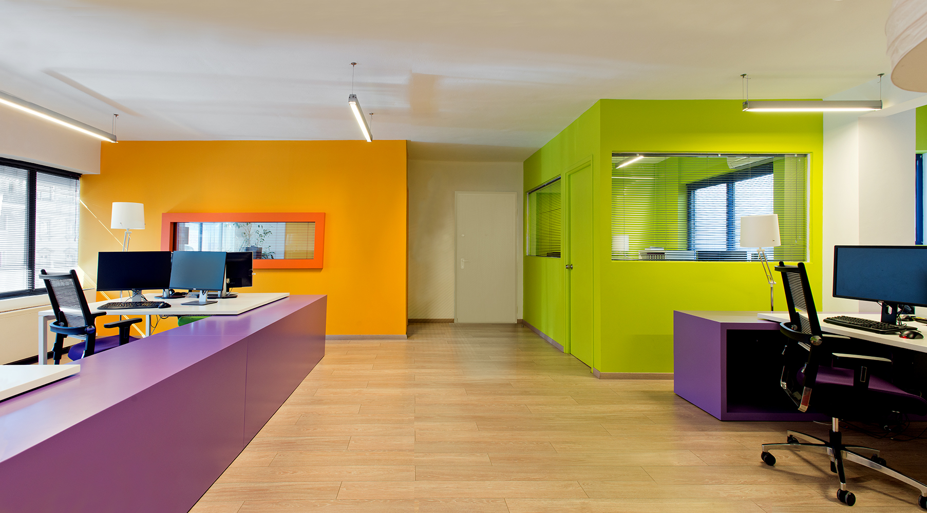 Softomotive 软件公司办公室翻新-11