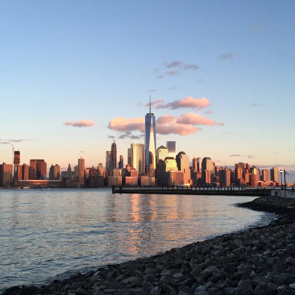 城市切片 · 建筑师王俊锋的手机影像城市观察丨中国北京-38