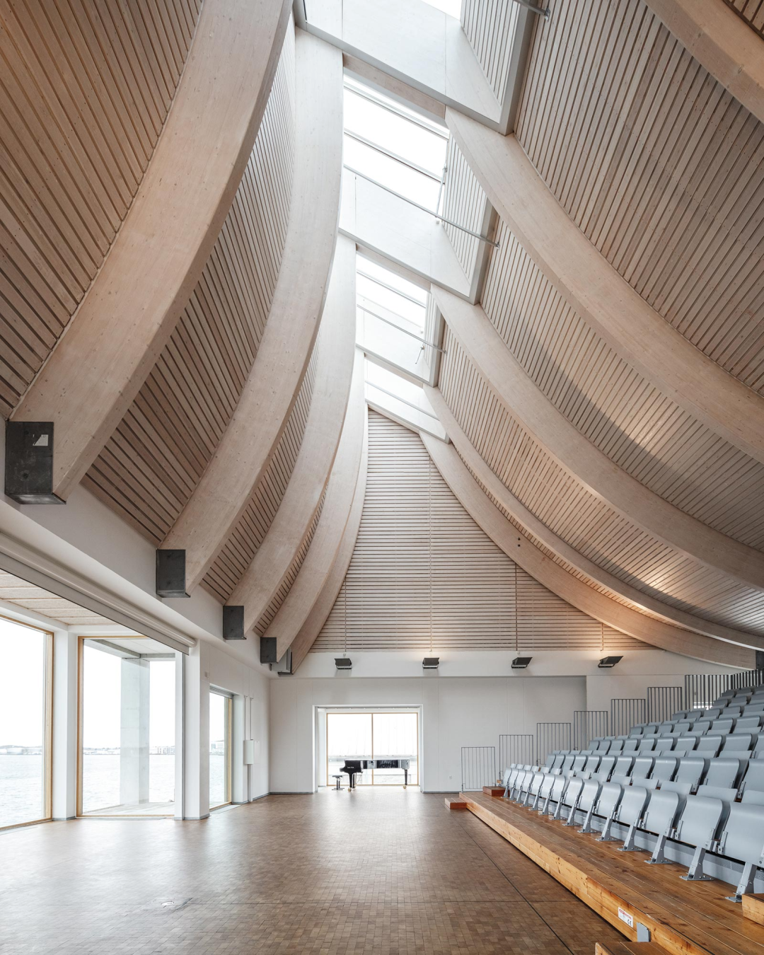 罐头清单或能利斯(具体含义需根据更多上下文来确定)丨西班牙丨约翰·伍重-10