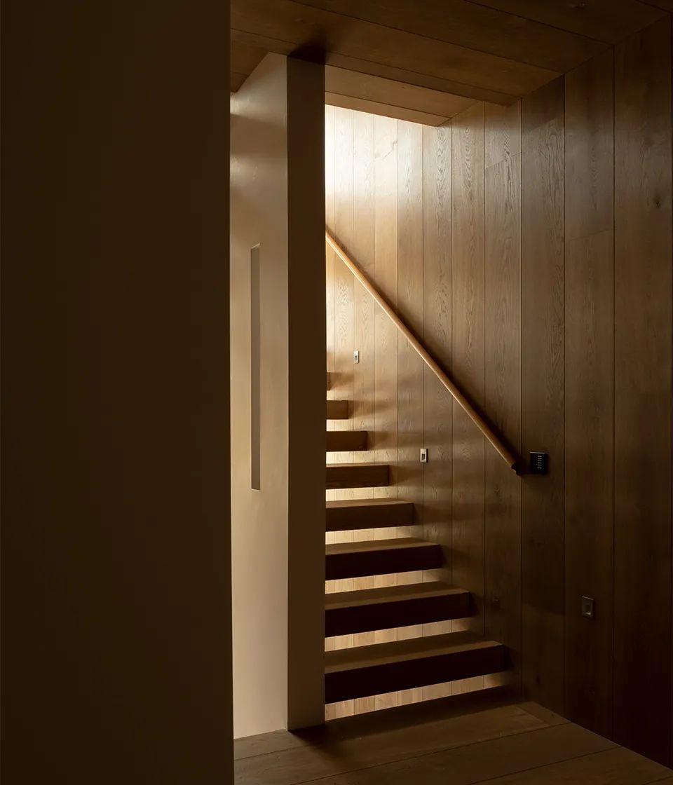 英国麦克莱恩·昆兰建筑公司打造优雅空间-37