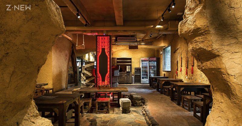 《传奇》游戏特色融入长沙盟重烧烤店设计，展现独特室内空间-27