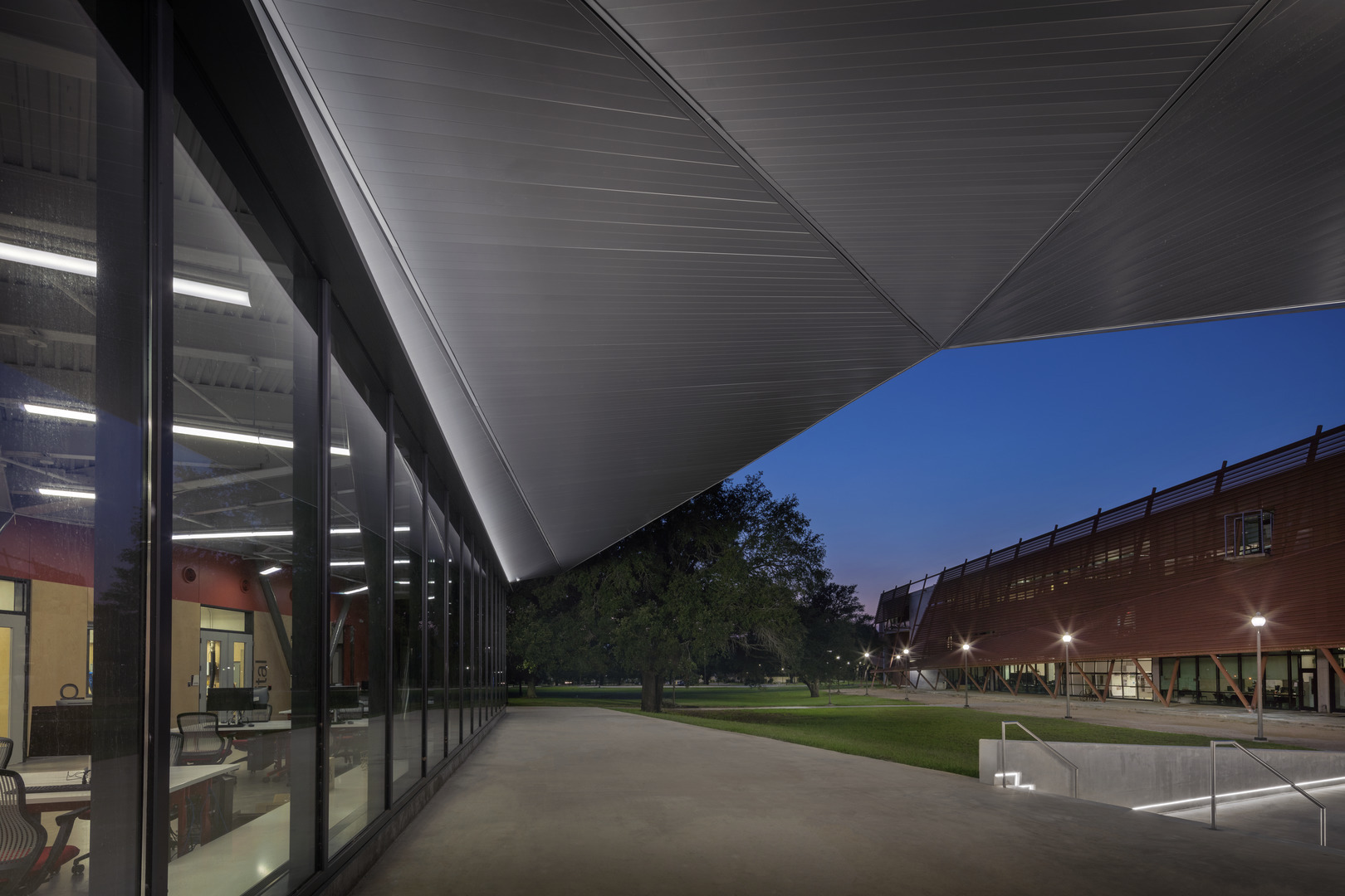 Prairie View A&M University Fabrication Center  / Kirksey Architecture-34