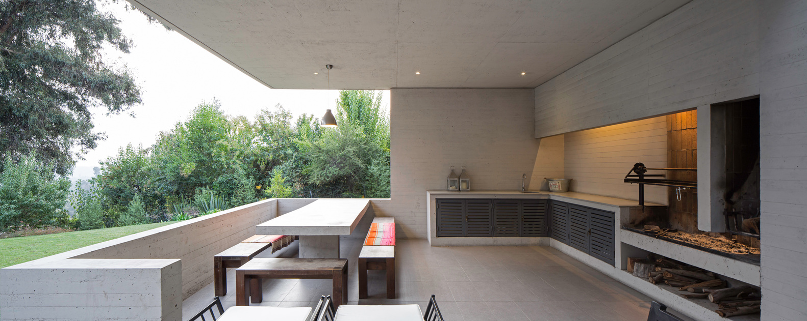 智利森林中的光影之家-26