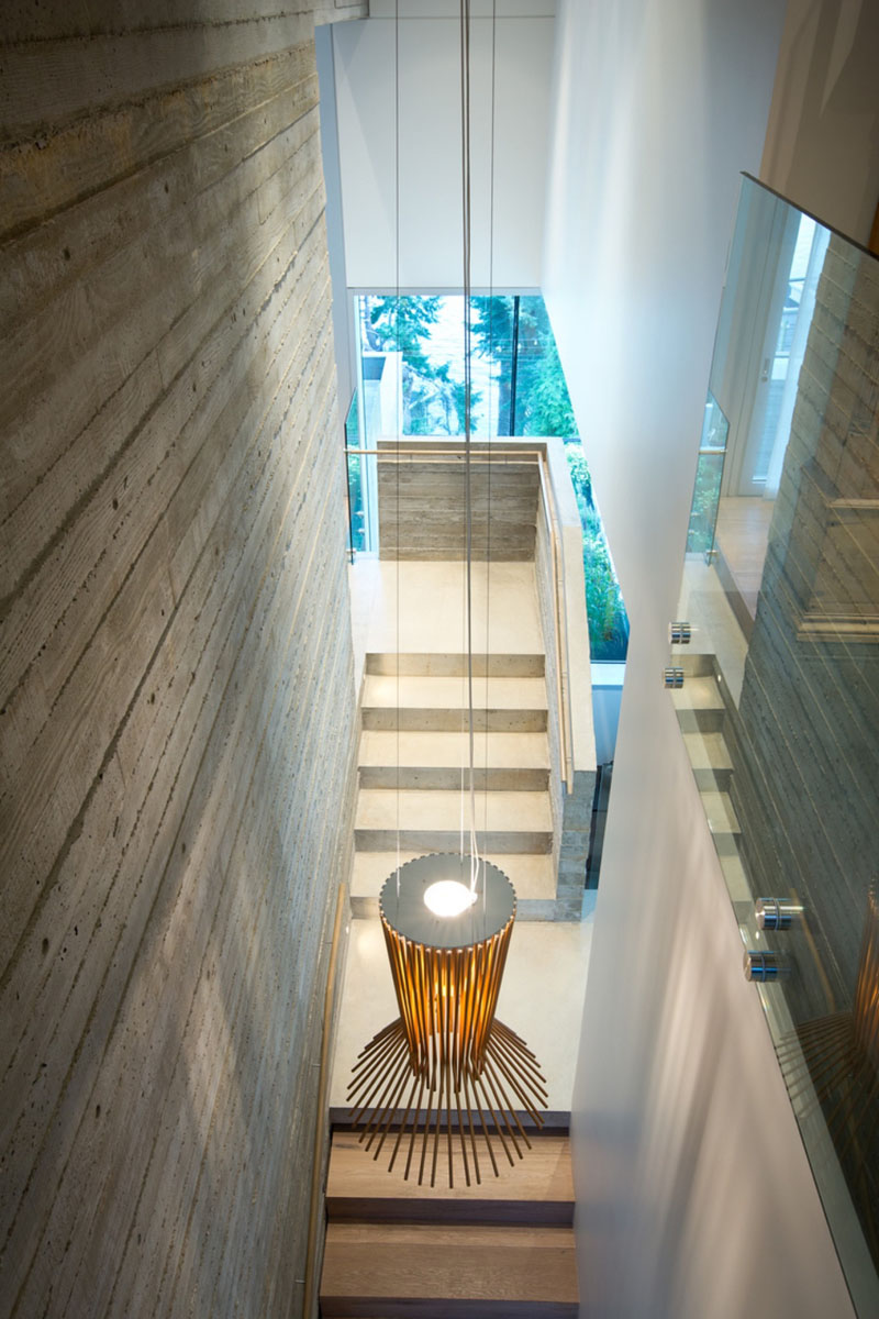 温哥华美丽的混凝土错层住宅丨加拿大温哥华丨Mcleod Bovell Modern Houses-28