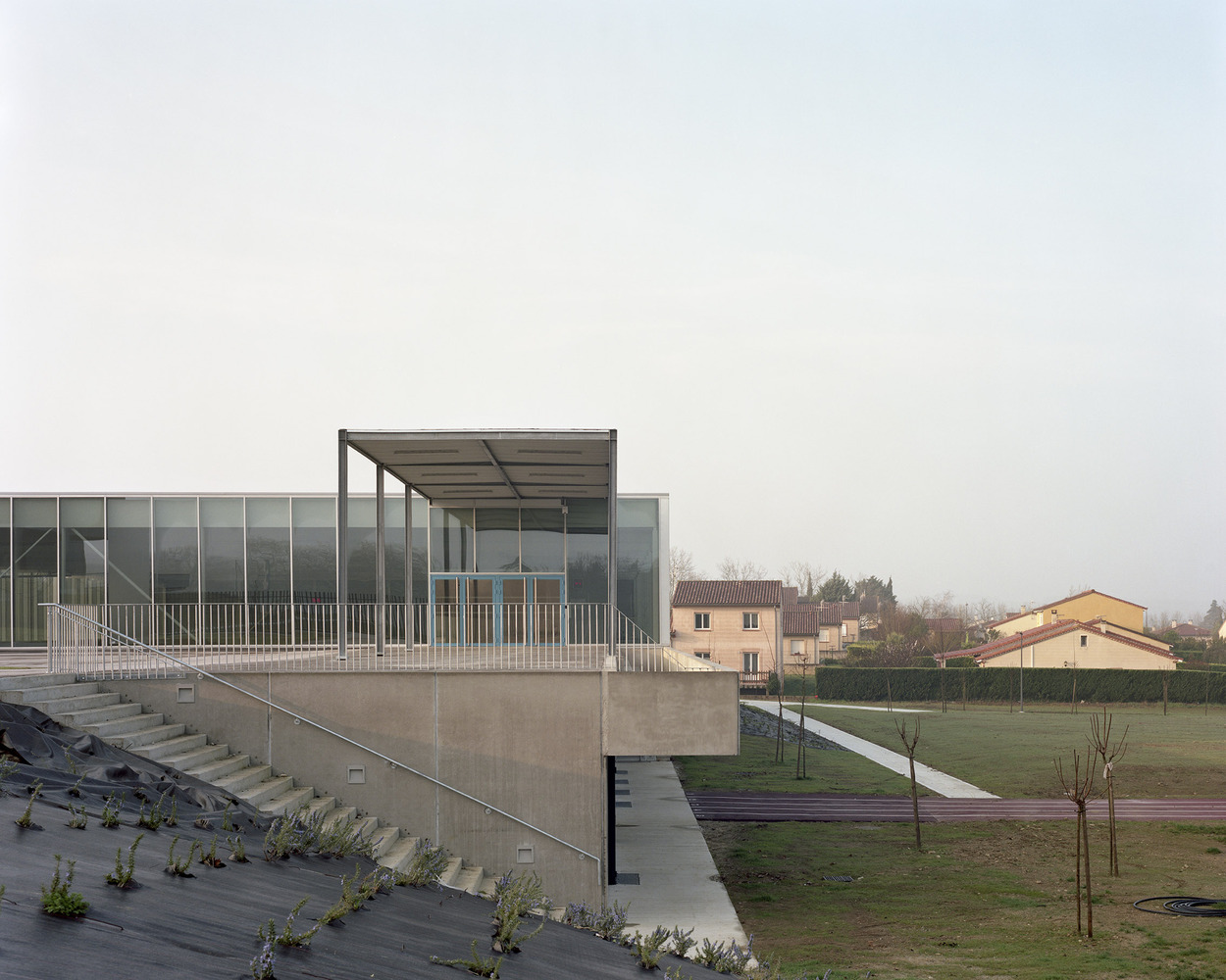 Vanille Gymnasium Raphaël Betillon et Guillaume Freyermuth Architects + CTV Architects-72