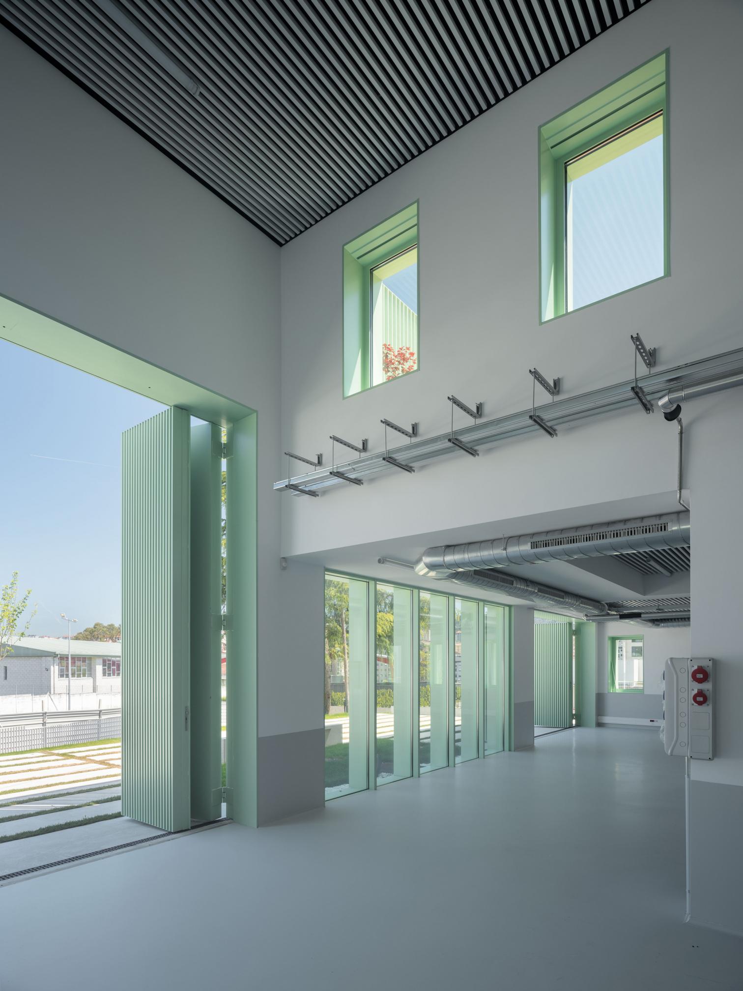 西班牙 Orense 教育创新中心丨西班牙奥伦塞丨Emma Ojea 和 Walter Lewin-19